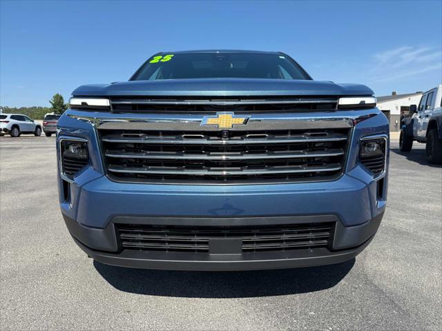 2025 Chevrolet Traverse AWD LT