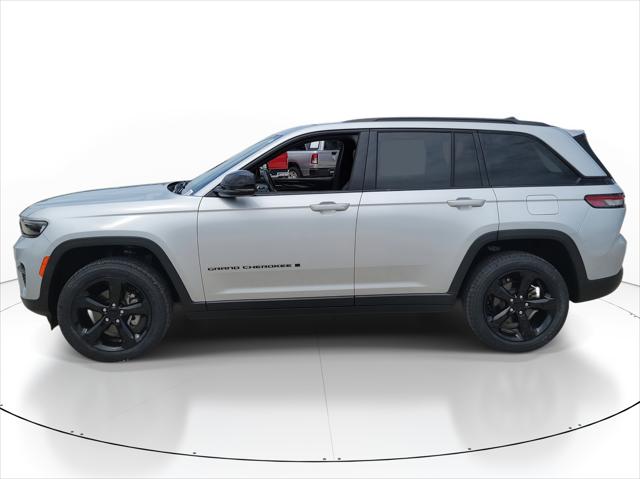 2022 Jeep Grand Cherokee Altitude 4x4