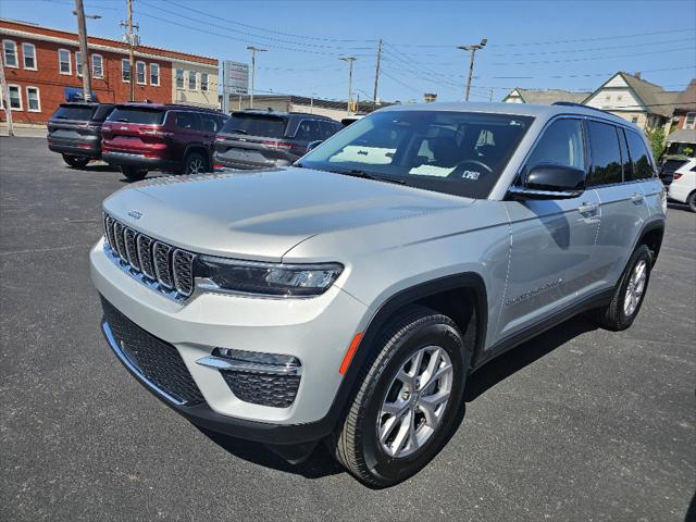 2022 Jeep Grand Cherokee Limited 4x4 2022 Jeep Grand Cherokee Limited 4x4