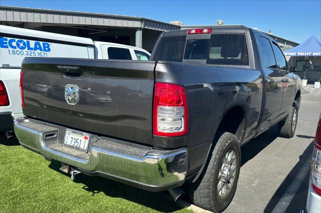 2020 RAM 2500 Tradesman Crew Cab 4X4 64 Box
