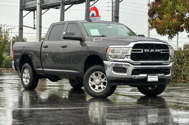 2020 RAM 2500 Tradesman Crew Cab 4X4 64 Box 2020 RAM 2500 Tradesman Crew Cab 4X4 64 Box