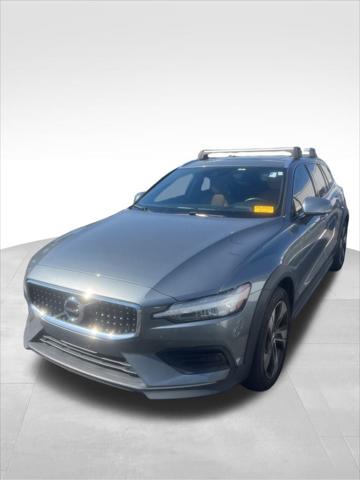 2020 Volvo V60 Cross Country T5