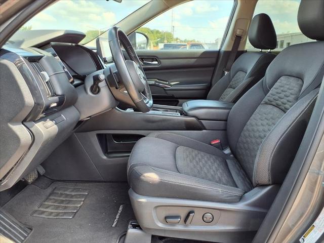 2022 Nissan Pathfinder SV 2WD 2022 Nissan Pathfinder SV 2WD