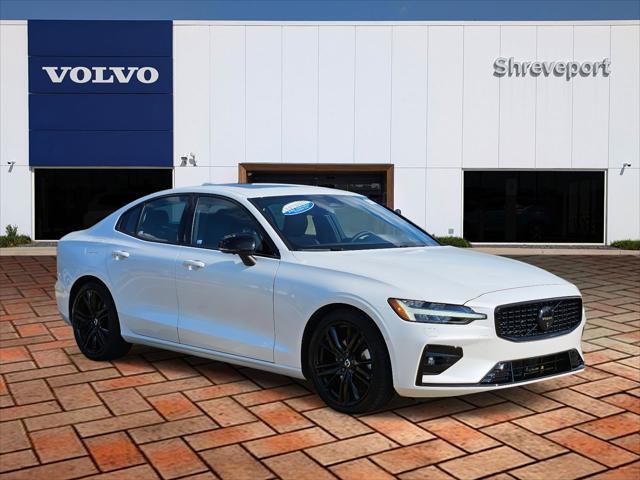 2024 Volvo S60 B5 Plus Black Edition