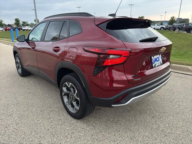2024 Chevrolet Trax FWD LT