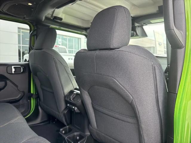 2025 Jeep Wrangler 4-Door Summit 4x4
