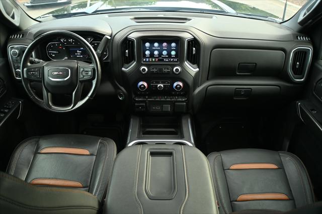 2022 GMC Sierra 2500HD 4WD Crew Cab Standard Bed AT4 2022 GMC Sierra 2500HD 4WD Crew Cab Standard Bed AT4