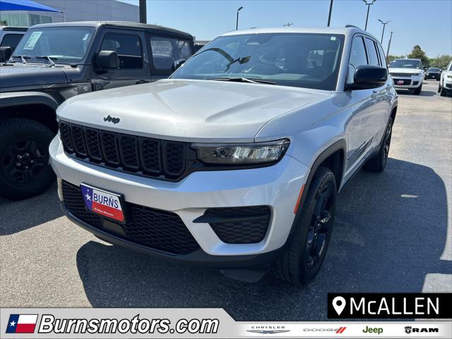 2023 Jeep Grand Cherokee Altitude 4x2