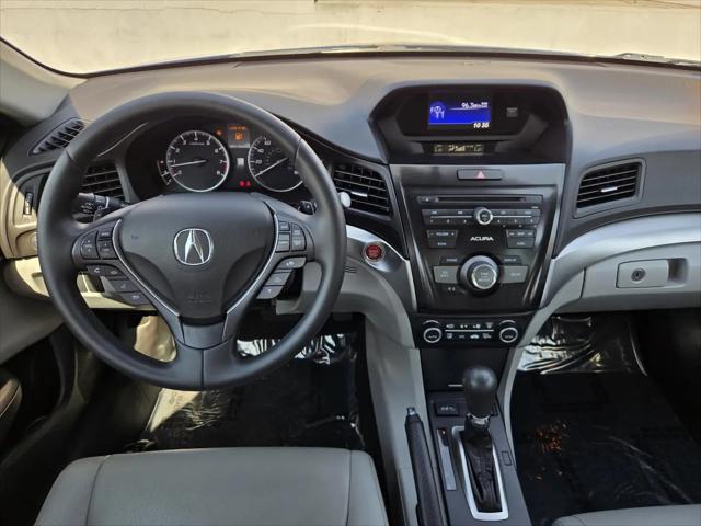 2017 Acura ILX AcuraWatch Plus Package