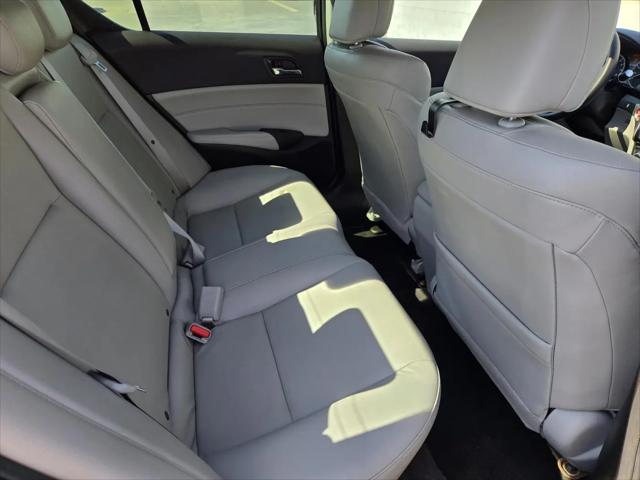 2017 Acura ILX AcuraWatch Plus Package