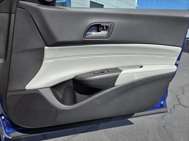 2017 Acura ILX AcuraWatch Plus Package