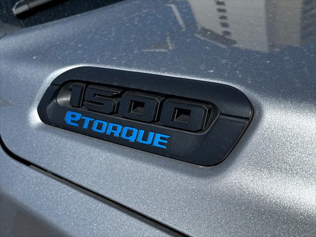 2025 RAM 1500 Tradesman Crew Cab 4x2 57 Box