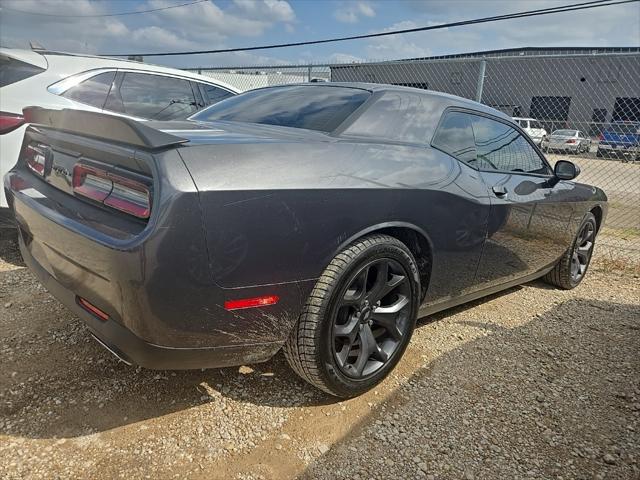 2022 Dodge Challenger SXT 2022 Dodge Challenger SXT