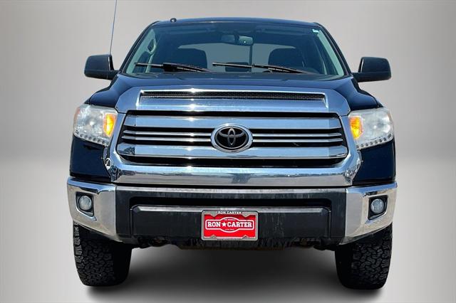 2017 Toyota Tundra SR5 5.7L V8