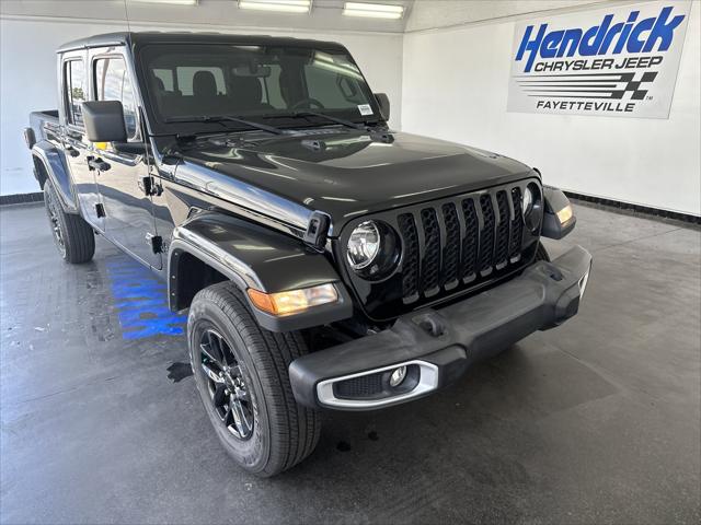 2022 Jeep Gladiator Sport S 4x4