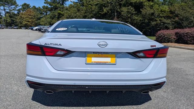 2025 Nissan Altima SR FWD