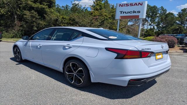 2025 Nissan Altima SR FWD