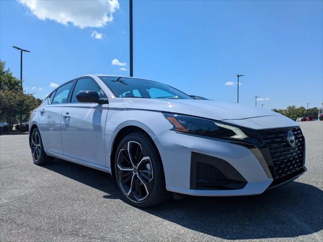 2025 Nissan Altima SR FWD
