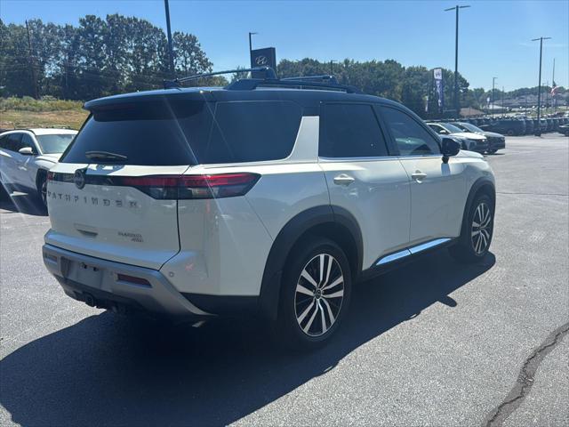 2023 Nissan Pathfinder Platinum 4WD