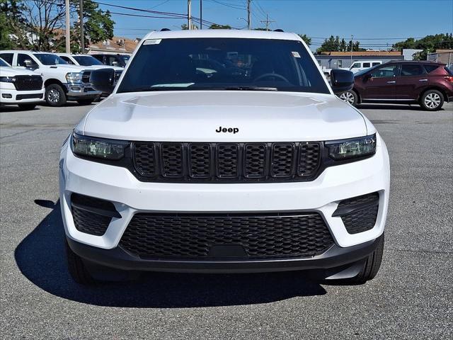 2025 Jeep Grand Cherokee GRAND CHEROKEE ALTITUDE 4X4