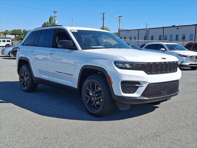 2025 Jeep Grand Cherokee GRAND CHEROKEE ALTITUDE 4X4