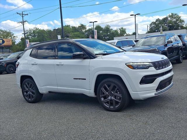 2025 Jeep Compass COMPASS LIMITED 4X4