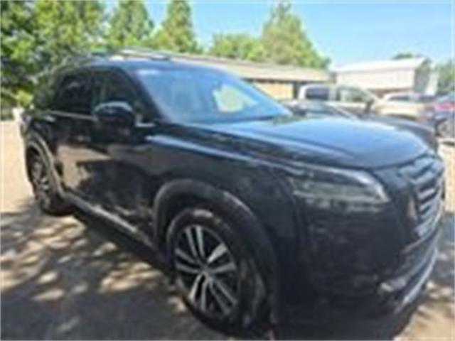 2024 Nissan Pathfinder Platinum 4WD