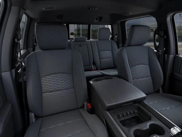 2026 Ram 2500 Big Horn Crew Cab 4x4 8' Box