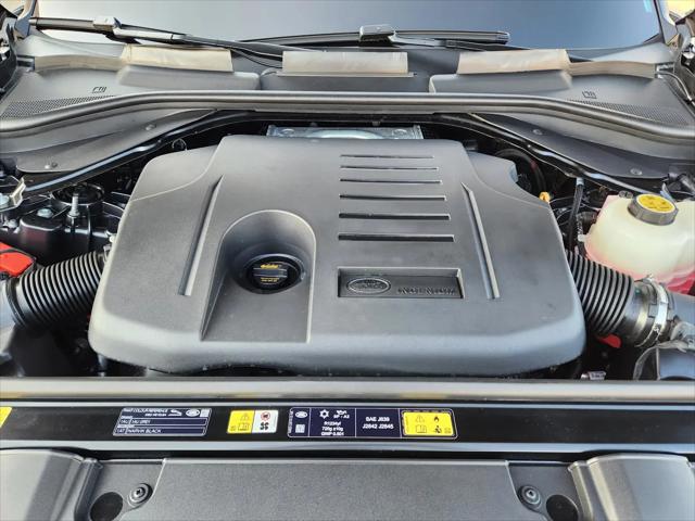 2025 Land Rover Range Rover P550e Autobiography