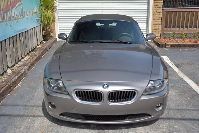 2005 BMW Z4 2.5i