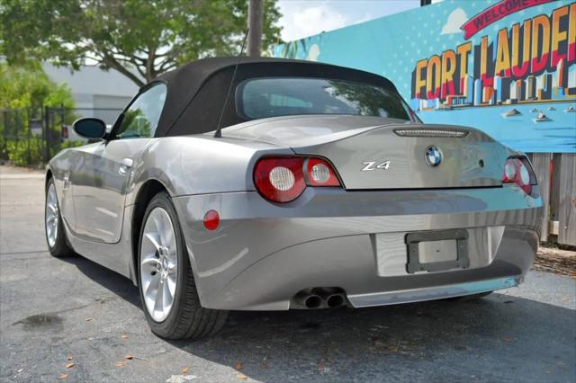 2005 BMW Z4 2.5i