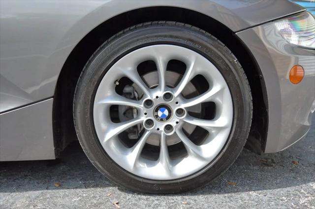 2005 BMW Z4 2.5i
