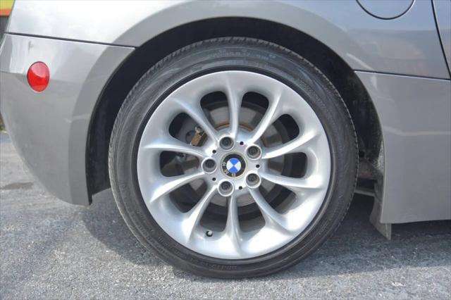 2005 BMW Z4 2.5i