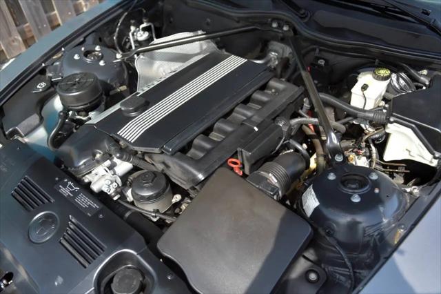 2005 BMW Z4 2.5i