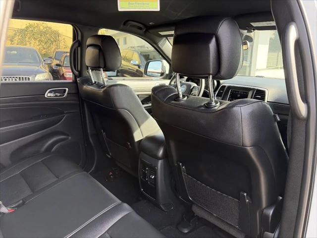 2019 Jeep Grand Cherokee Laredo