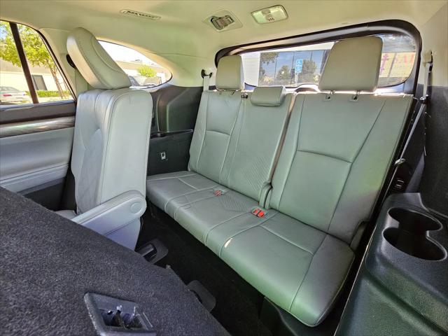 2023 Toyota Highlander Platinum