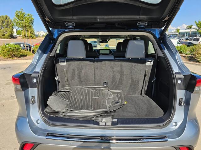 2023 Toyota Highlander Platinum