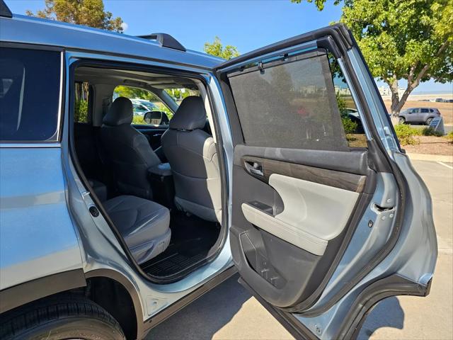 2023 Toyota Highlander Platinum