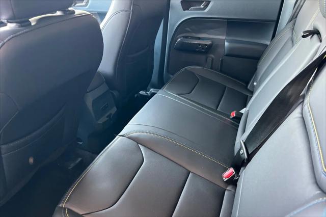2025 Ford Maverick Lobo Standard