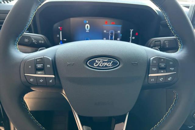 2025 Ford Maverick Lobo Standard