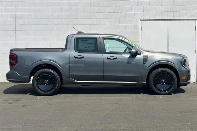 2025 Ford Maverick Lobo Standard