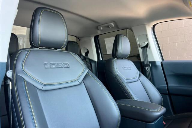 2025 Ford Maverick Lobo Standard