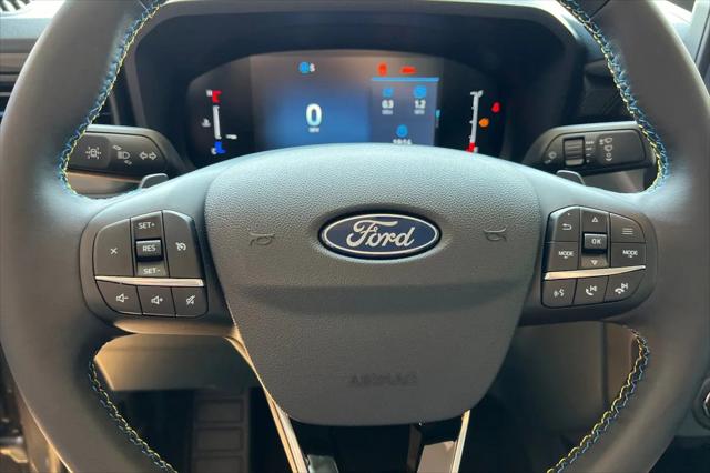 2025 Ford Maverick Lobo Standard