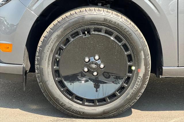 2025 Ford Maverick Lobo Standard