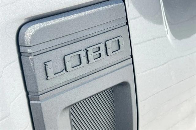 2025 Ford Maverick Lobo Standard