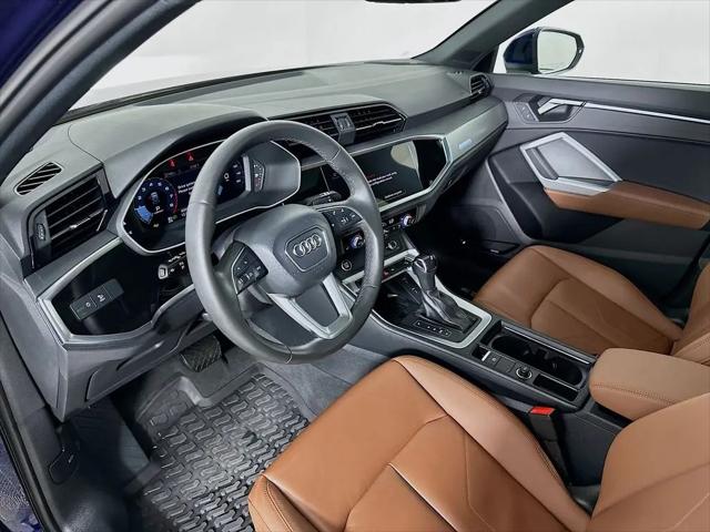 2025 Audi Q3 Premium 45 TFSI S line quattro Tiptronic