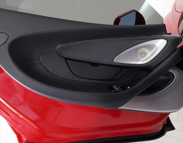 2022 McLaren GT Coupe