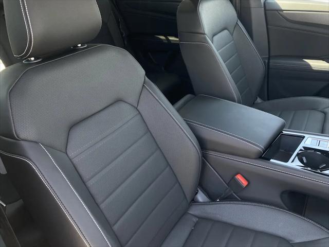 2026 Volkswagen Atlas Cross Sport SEL R-Line Black