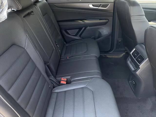 2026 Volkswagen Atlas Cross Sport SEL R-Line Black