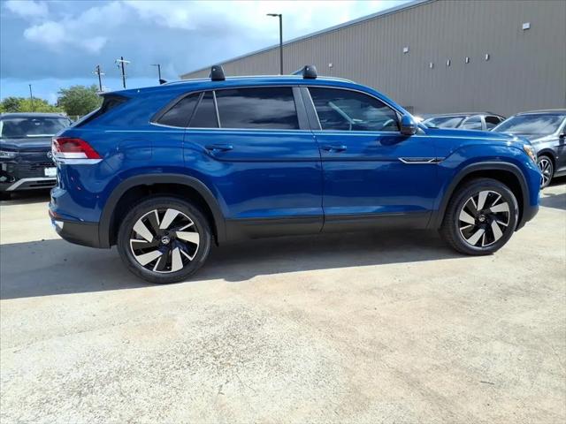 2026 Volkswagen Atlas Cross Sport SE with Technology